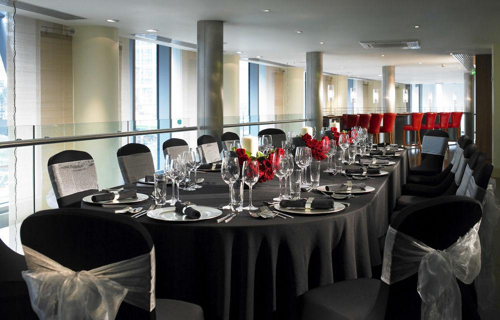 London Marriott Hotel Canary Wharf Εξωτερικό φωτογραφία The Gallery at the National Portrait Gallery, London