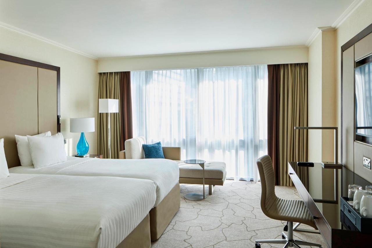 London Marriott Hotel Canary Wharf Εξωτερικό φωτογραφία A room at the hotel