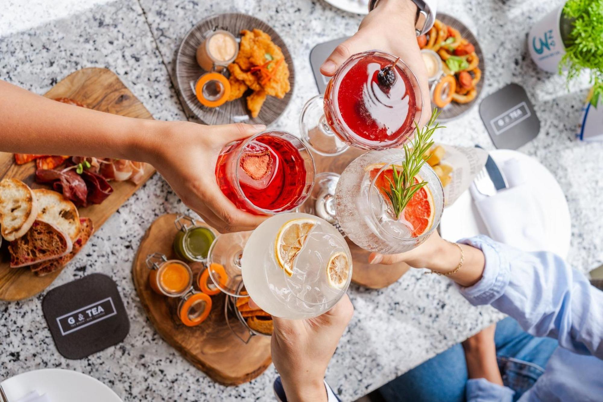London Marriott Hotel Canary Wharf Εξωτερικό φωτογραφία Gin and tonic